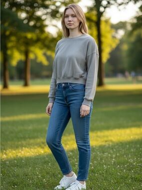 We The Free Olive Gray Long-Sleeve Cropped Sweater